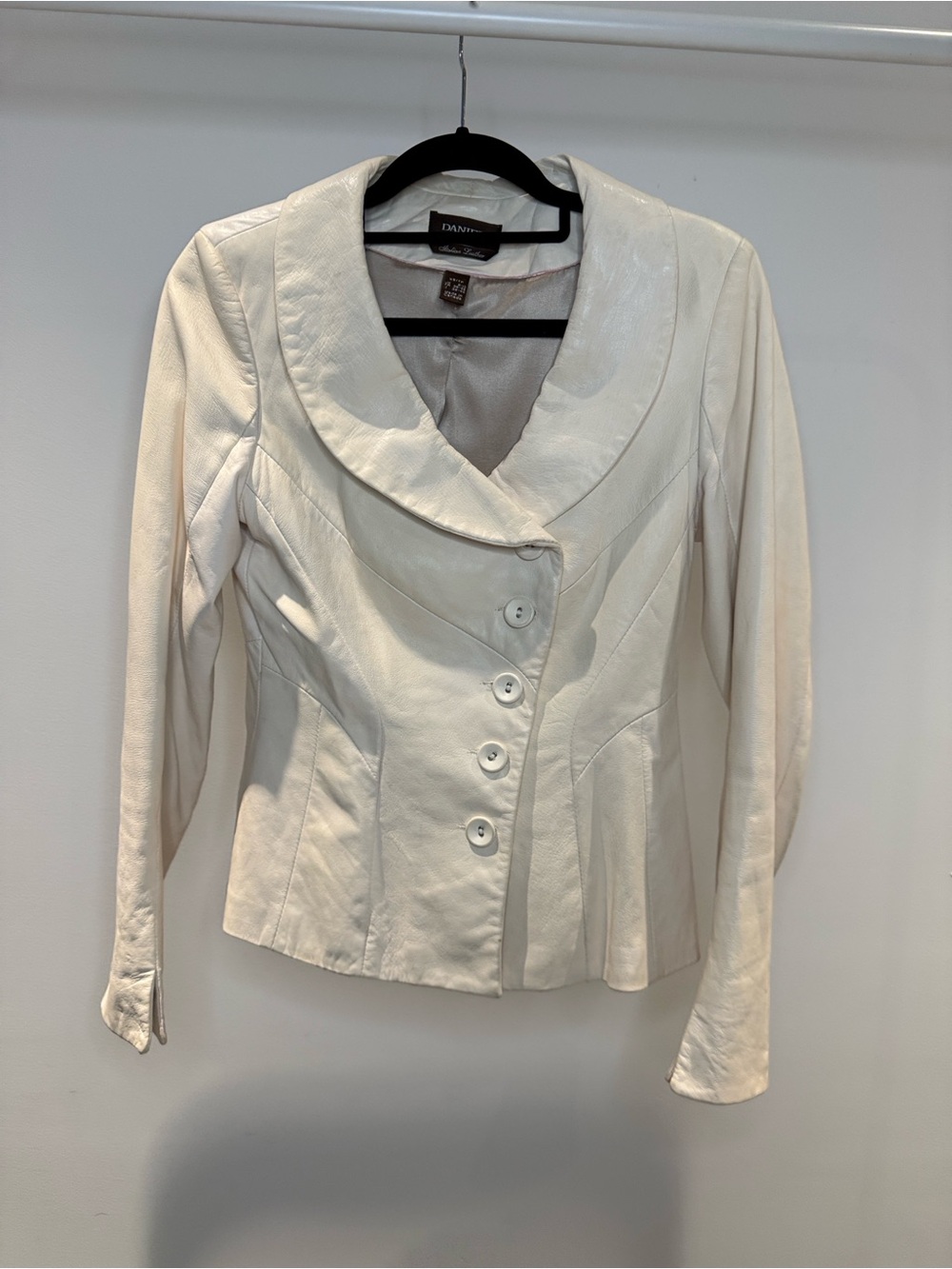 Danier White Shawl Collar Button Leather Blazer